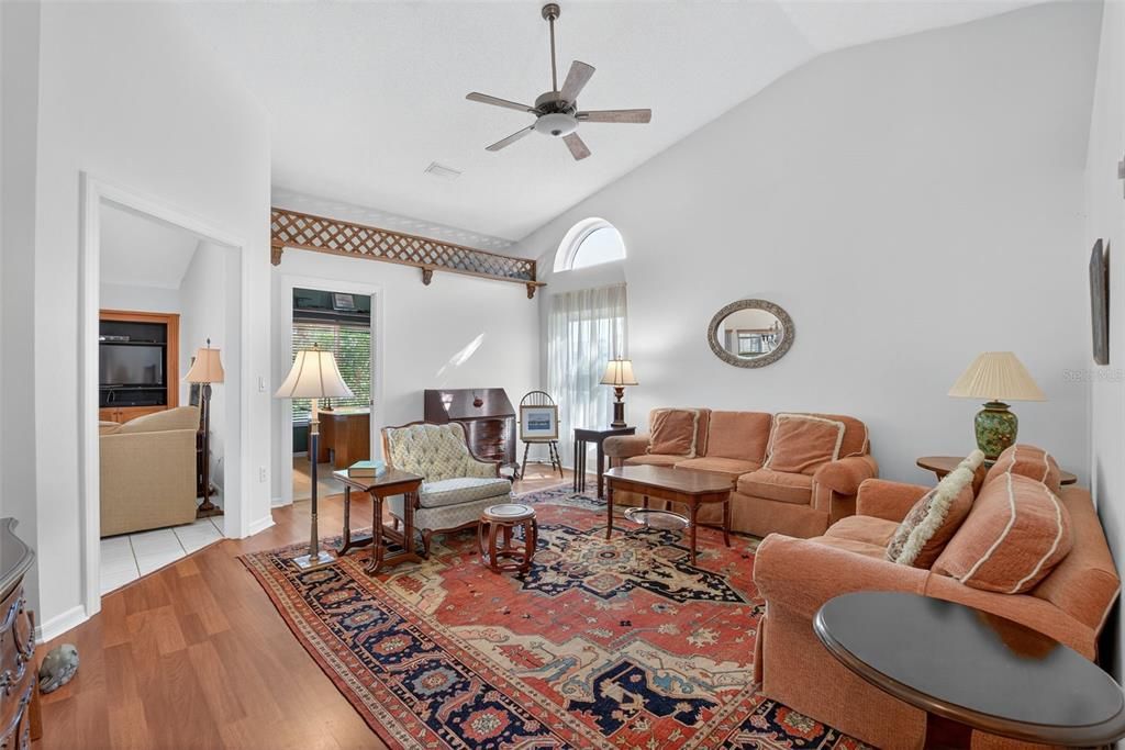 待售: $579,000 (3 贝兹, 2 浴室, 1961 平方英尺)