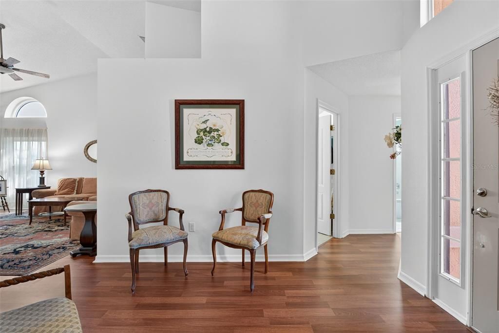 待售: $579,000 (3 贝兹, 2 浴室, 1961 平方英尺)