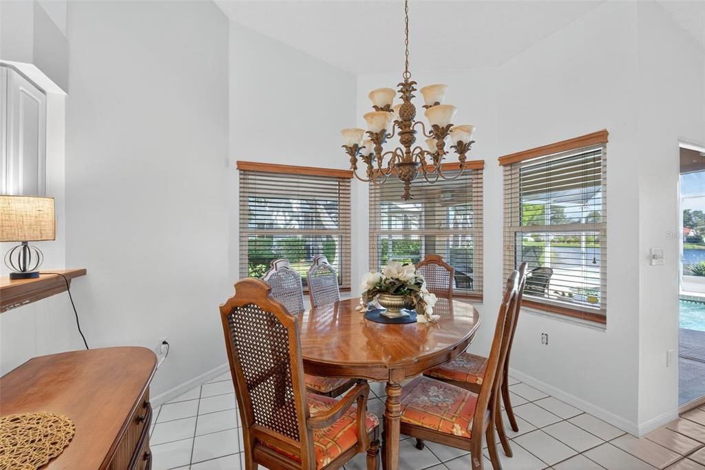 待售: $579,000 (3 贝兹, 2 浴室, 1961 平方英尺)