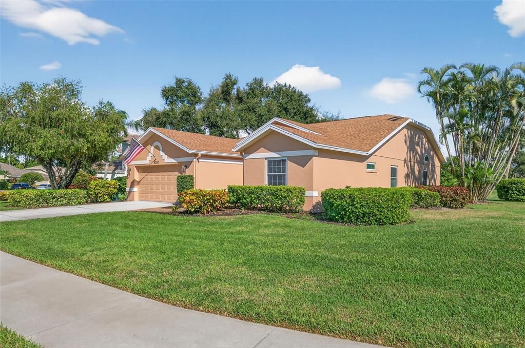 待售: $579,000 (3 贝兹, 2 浴室, 1961 平方英尺)