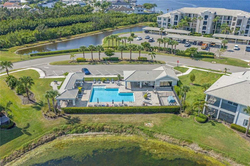 待售: $385,000 (2 贝兹, 2 浴室, 1151 平方英尺)