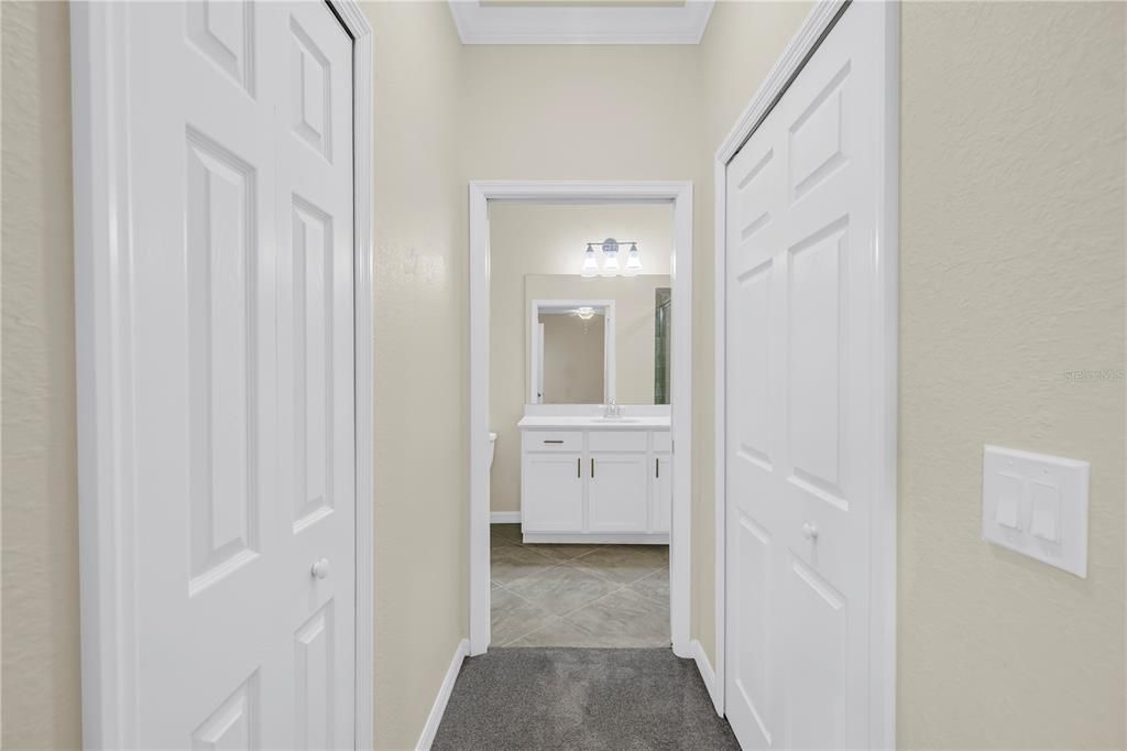 待售: $385,000 (2 贝兹, 2 浴室, 1151 平方英尺)