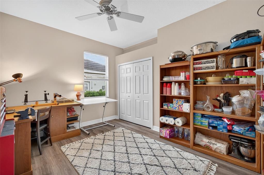 合同活跃: $739,500 (4 贝兹, 3 浴室, 3037 平方英尺)