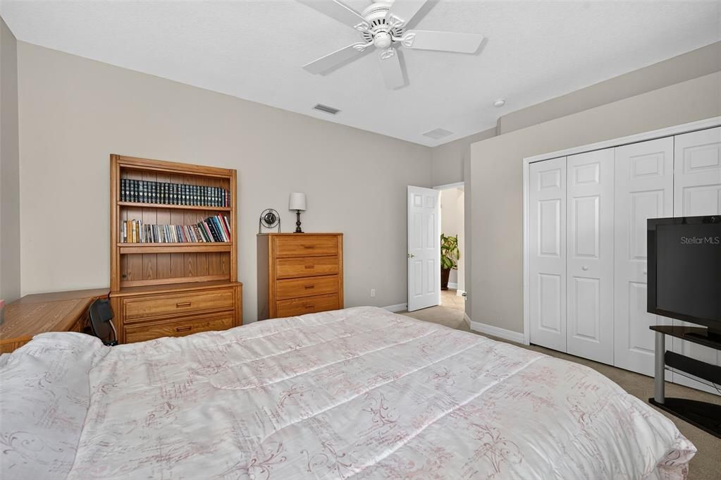 合同活跃: $739,500 (4 贝兹, 3 浴室, 3037 平方英尺)