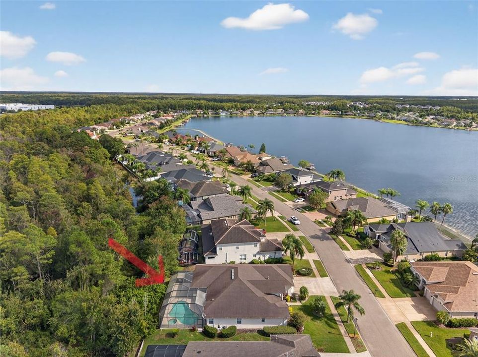 合同活跃: $739,500 (4 贝兹, 3 浴室, 3037 平方英尺)