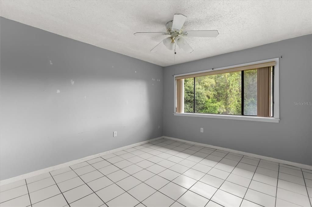 Activo con contrato: $154,999 (2 camas, 2 baños, 1139 Pies cuadrados)