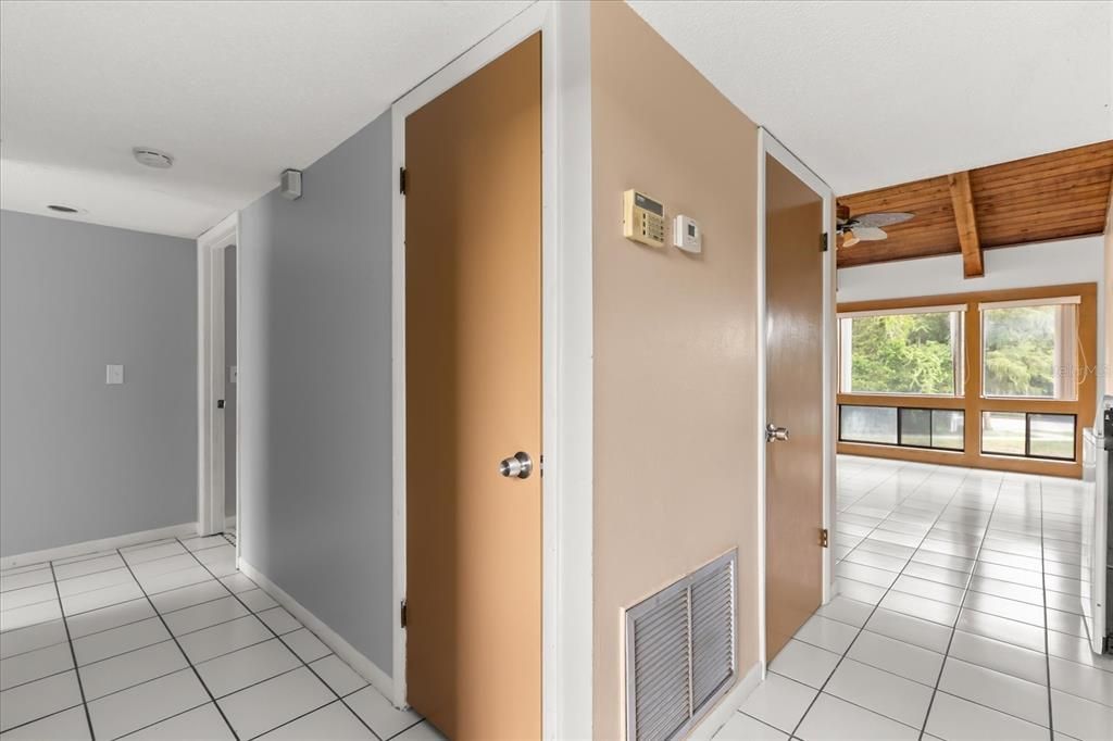 Activo con contrato: $154,999 (2 camas, 2 baños, 1139 Pies cuadrados)