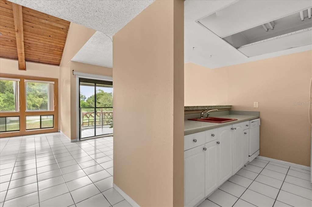 Activo con contrato: $154,999 (2 camas, 2 baños, 1139 Pies cuadrados)