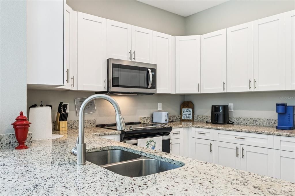 Active With Contract: $900,000 (12 beds, 0 baths, 5550 Square Feet)