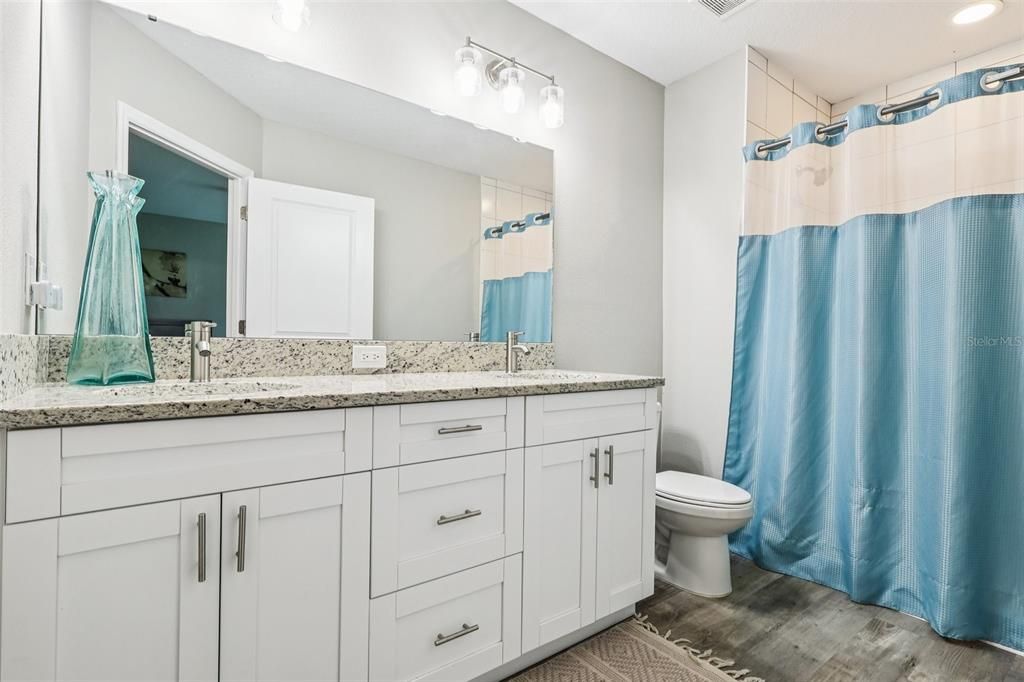 Active With Contract: $900,000 (12 beds, 0 baths, 5550 Square Feet)