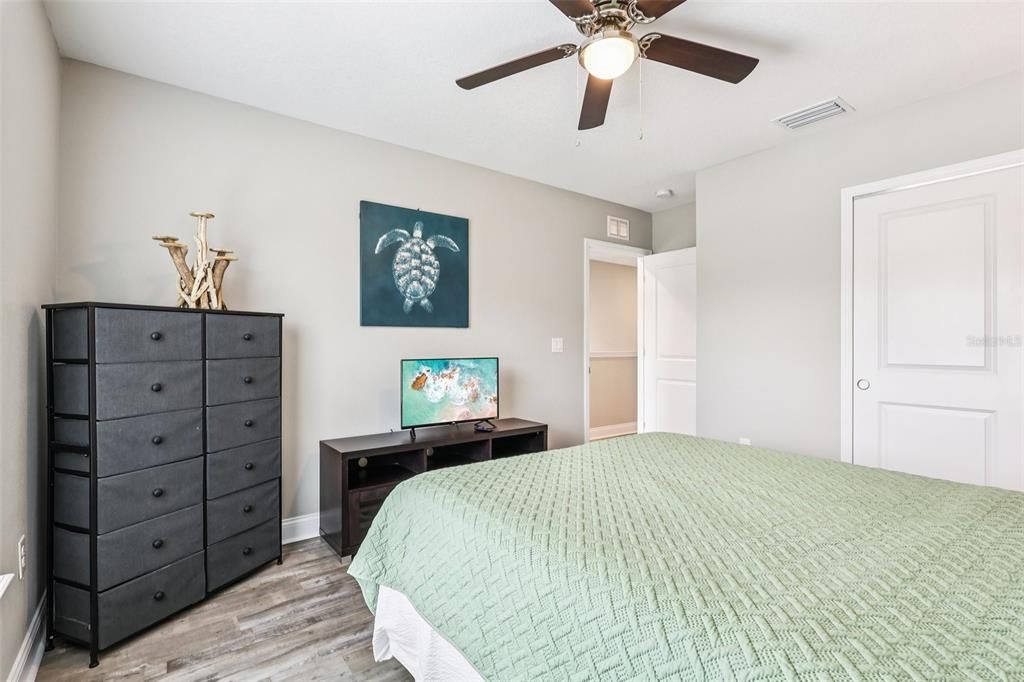 Active With Contract: $900,000 (12 beds, 0 baths, 5550 Square Feet)