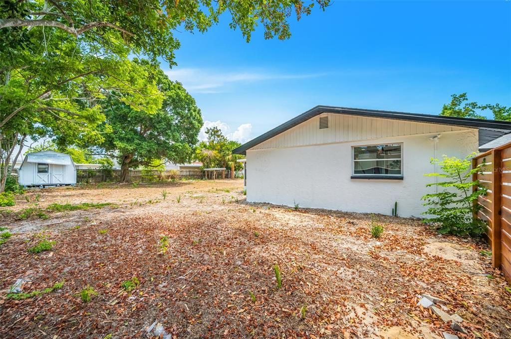 Activo con contrato: $375,000 (3 camas, 2 baños, 1280 Pies cuadrados)