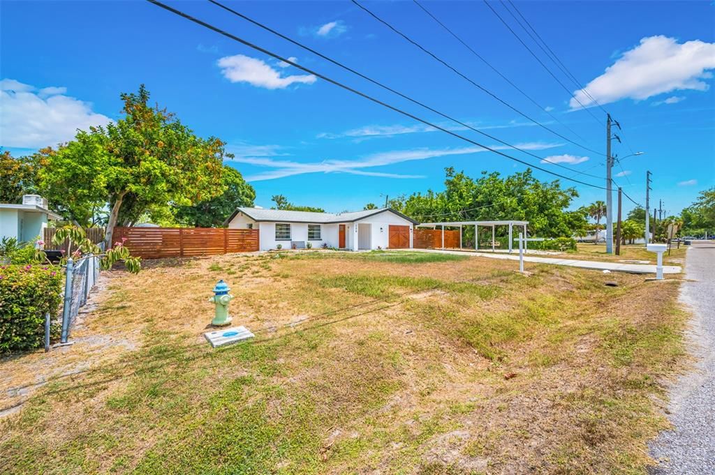 Activo con contrato: $375,000 (3 camas, 2 baños, 1280 Pies cuadrados)