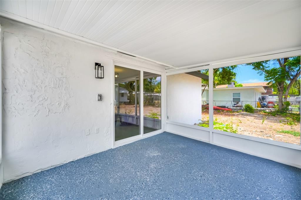 Activo con contrato: $375,000 (3 camas, 2 baños, 1280 Pies cuadrados)