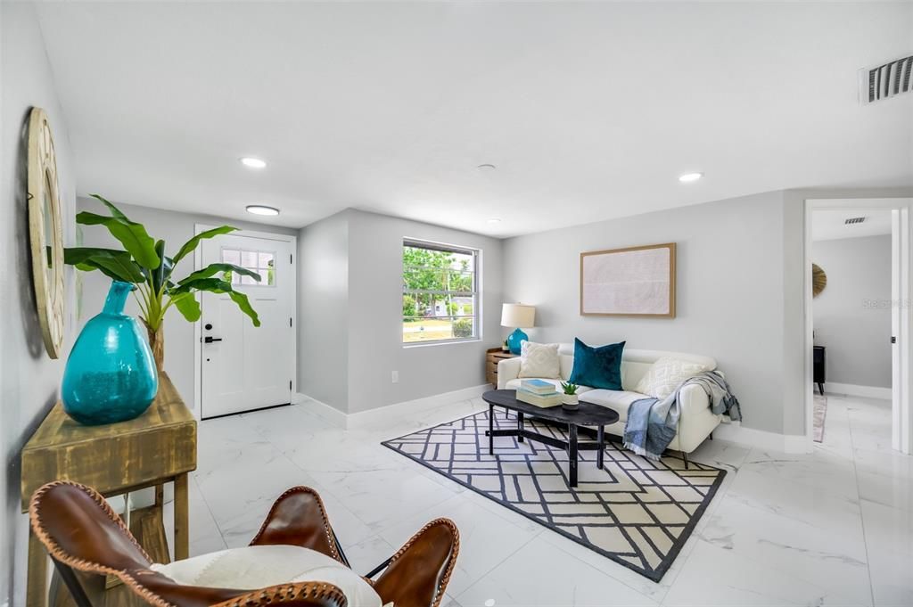 Activo con contrato: $375,000 (3 camas, 2 baños, 1280 Pies cuadrados)