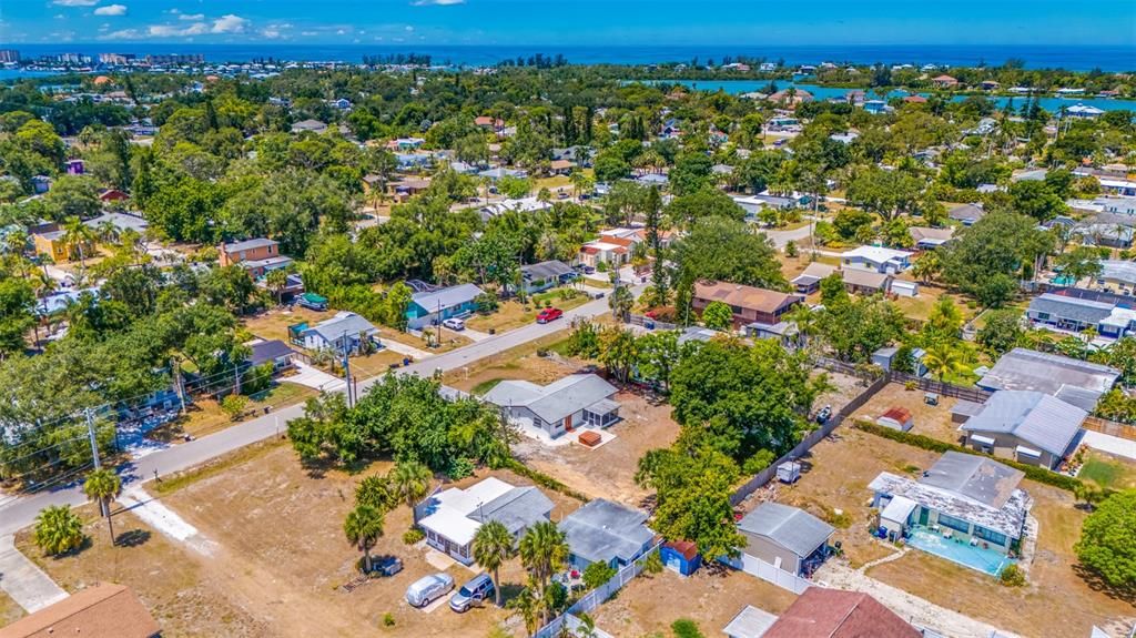 Activo con contrato: $375,000 (3 camas, 2 baños, 1280 Pies cuadrados)