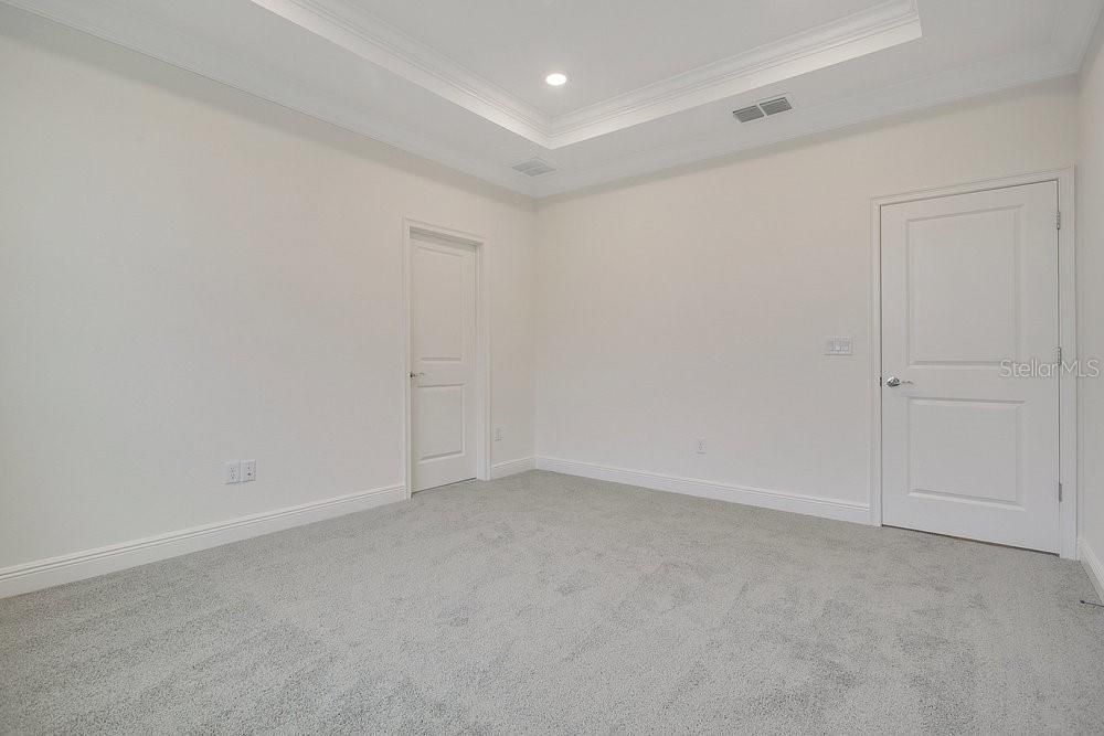 For Sale: $364,900 (4 beds, 2 baths, 2170 Square Feet)