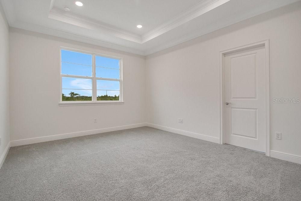 For Sale: $364,900 (4 beds, 2 baths, 2170 Square Feet)