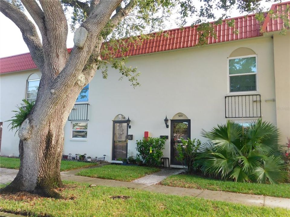For Sale: $269,900 (2 beds, 2 baths, 1130 Square Feet)