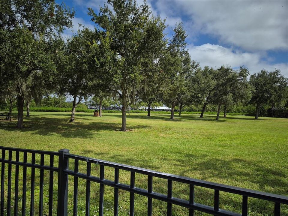 For Sale: $269,900 (2 beds, 2 baths, 1130 Square Feet)