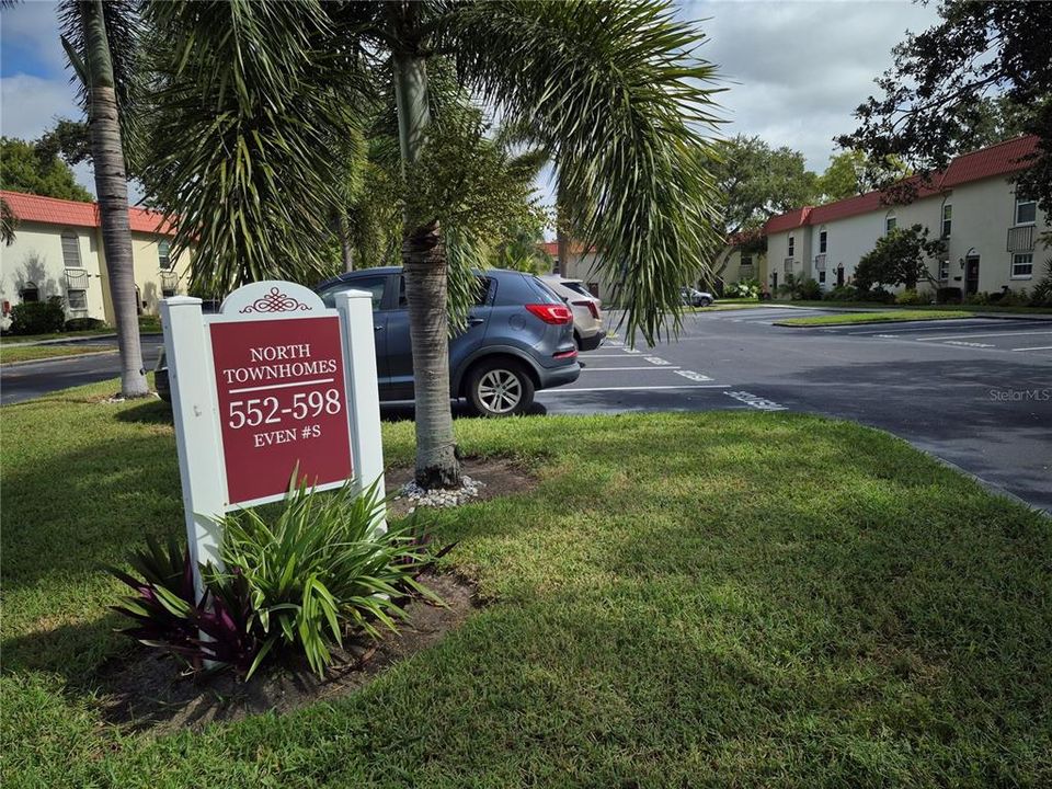 For Sale: $269,900 (2 beds, 2 baths, 1130 Square Feet)