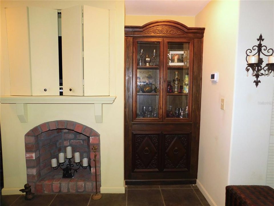 For Sale: $269,900 (2 beds, 2 baths, 1130 Square Feet)