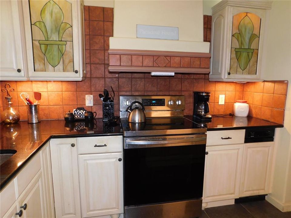 For Sale: $269,900 (2 beds, 2 baths, 1130 Square Feet)