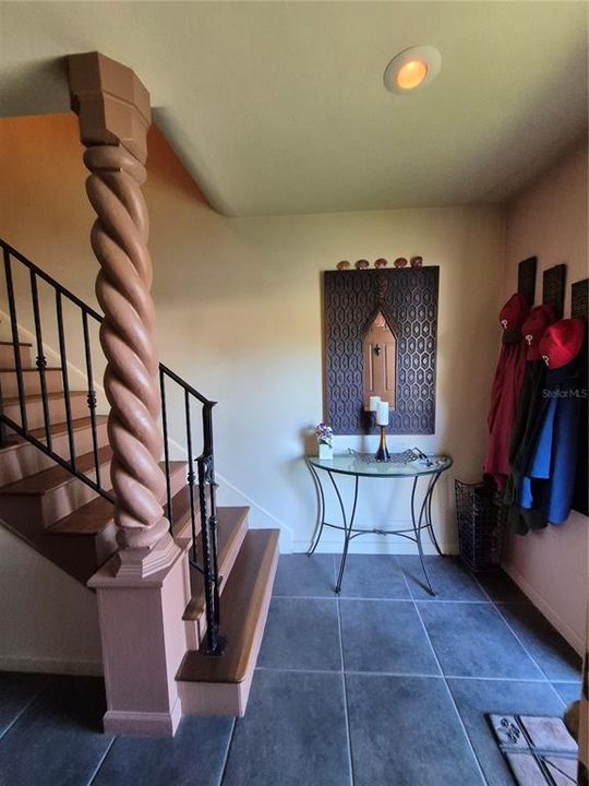 For Sale: $269,900 (2 beds, 2 baths, 1130 Square Feet)