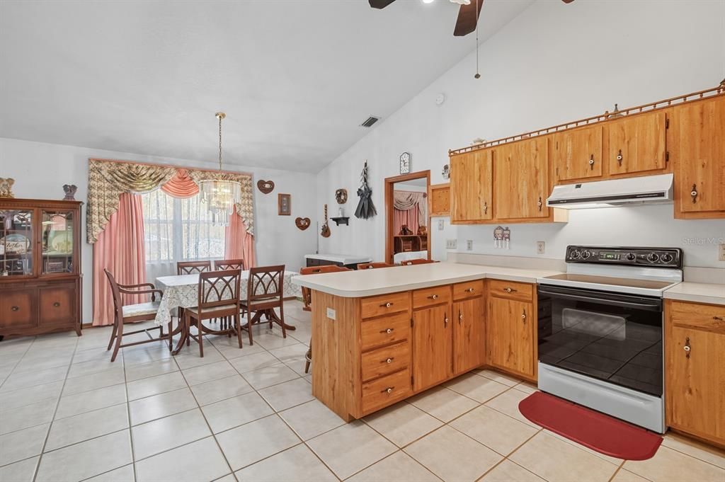 待售: $715,000 (3 贝兹, 2 浴室, 1857 平方英尺)