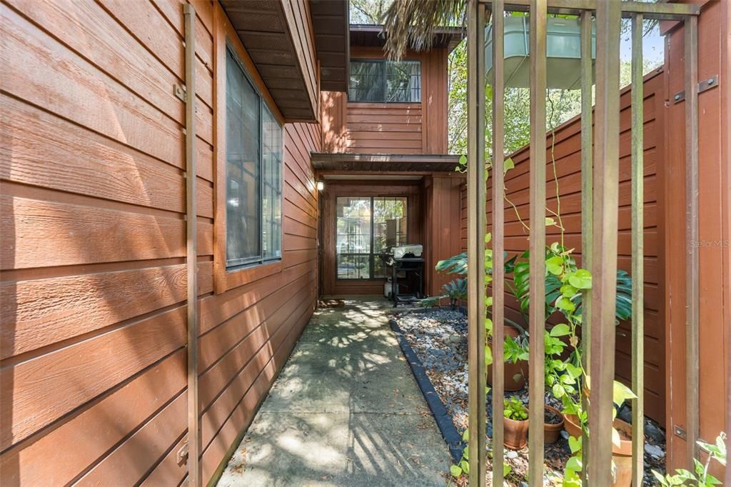 En Venta: $198,000 (2 camas, 2 baños, 1106 Pies cuadrados)