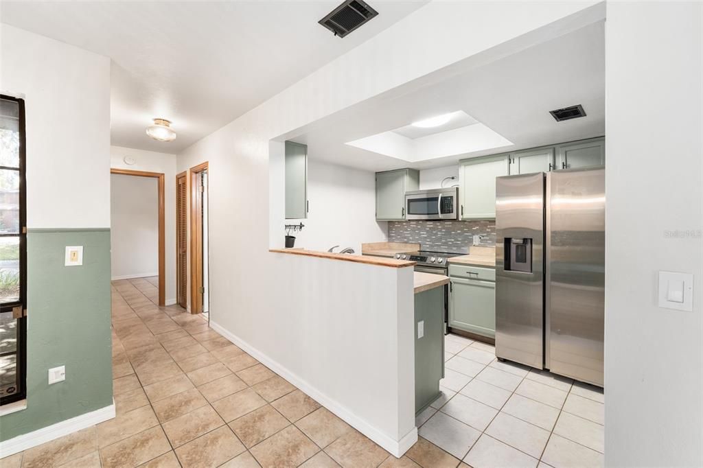 En Venta: $198,000 (2 camas, 2 baños, 1106 Pies cuadrados)