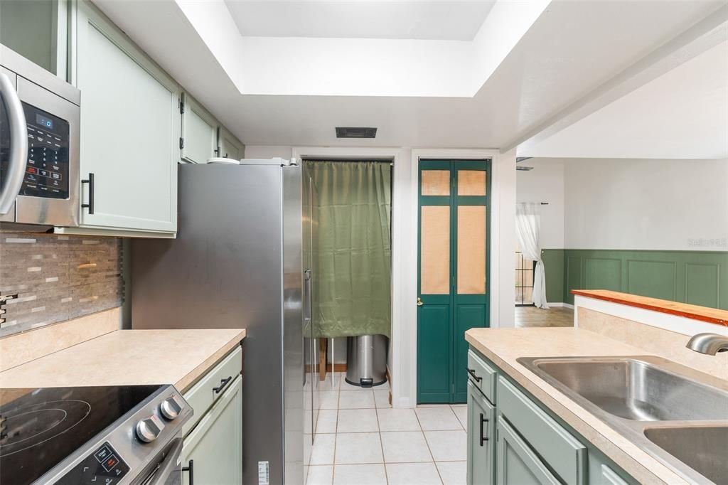 En Venta: $198,000 (2 camas, 2 baños, 1106 Pies cuadrados)