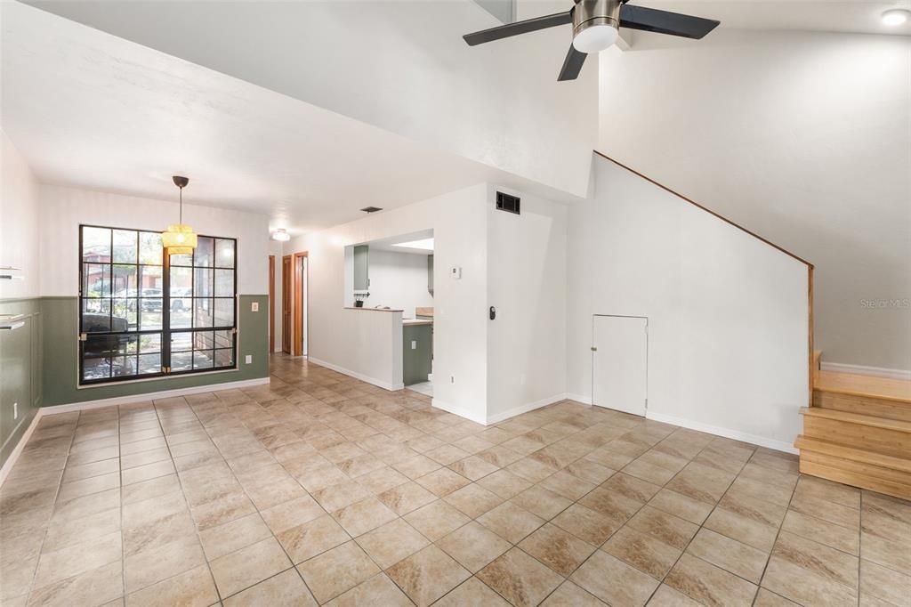 En Venta: $198,000 (2 camas, 2 baños, 1106 Pies cuadrados)