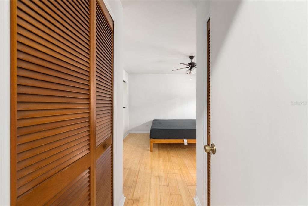 En Venta: $198,000 (2 camas, 2 baños, 1106 Pies cuadrados)