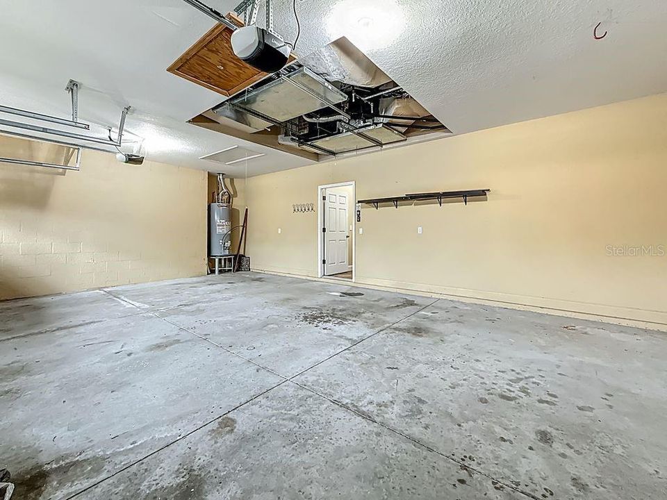 En Renta: $3,150 (4 camas, 3 baños, 2835 Pies cuadrados)