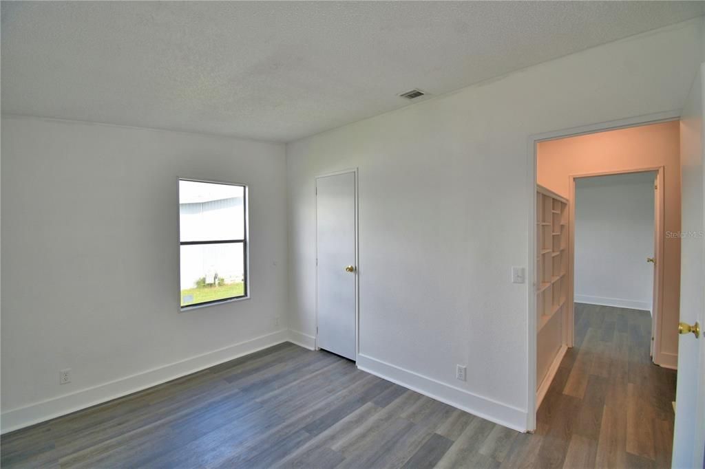 For Sale: $195,000 (3 beds, 2 baths, 1624 Square Feet)