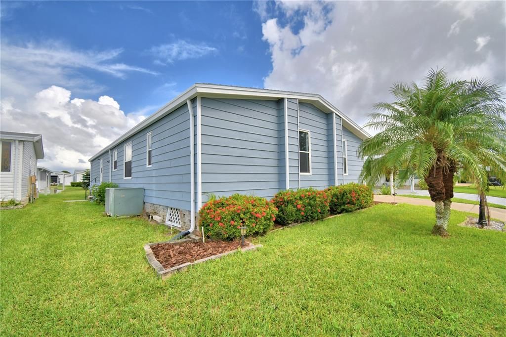 For Sale: $195,000 (3 beds, 2 baths, 1624 Square Feet)