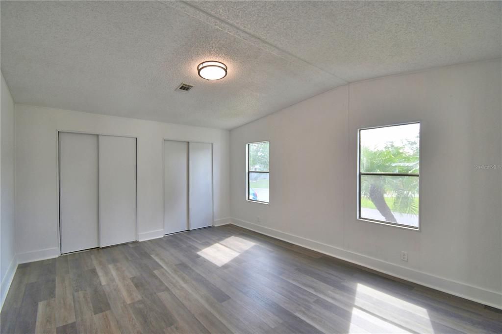 For Sale: $195,000 (3 beds, 2 baths, 1624 Square Feet)