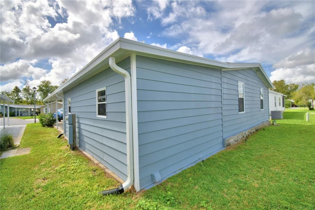 For Sale: $195,000 (3 beds, 2 baths, 1624 Square Feet)