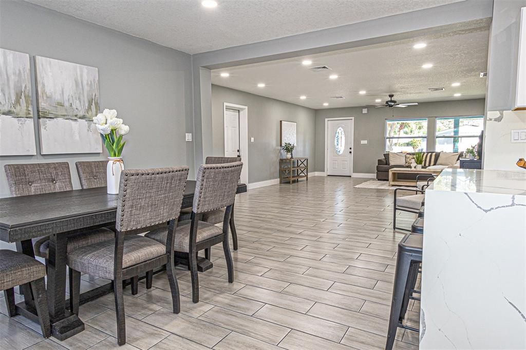 Active With Contract: $449,900 (3 beds, 2 baths, 1944 Square Feet)