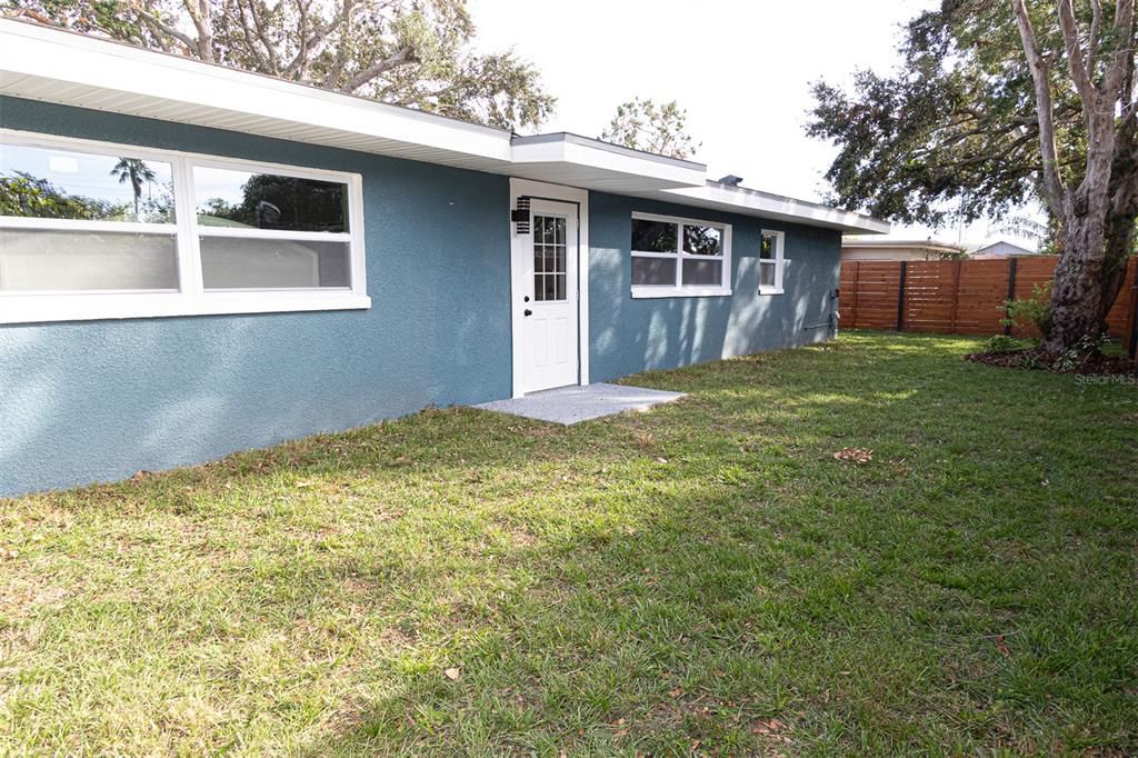 Active With Contract: $449,900 (3 beds, 2 baths, 1944 Square Feet)