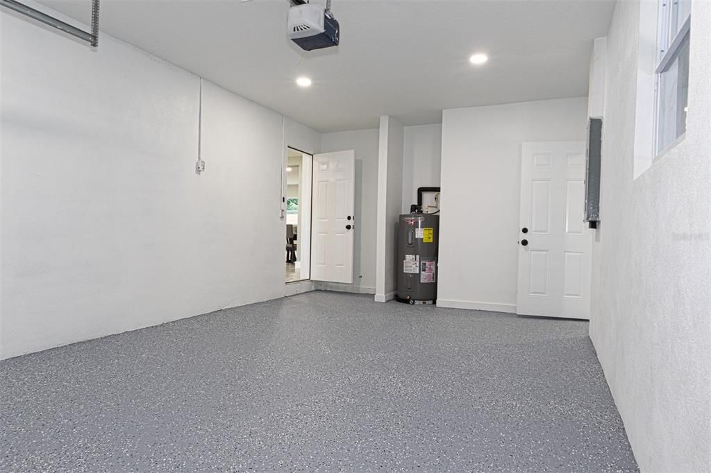 Active With Contract: $449,900 (3 beds, 2 baths, 1944 Square Feet)