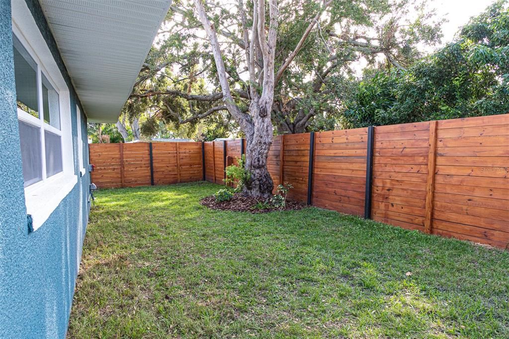 Active With Contract: $449,900 (3 beds, 2 baths, 1944 Square Feet)