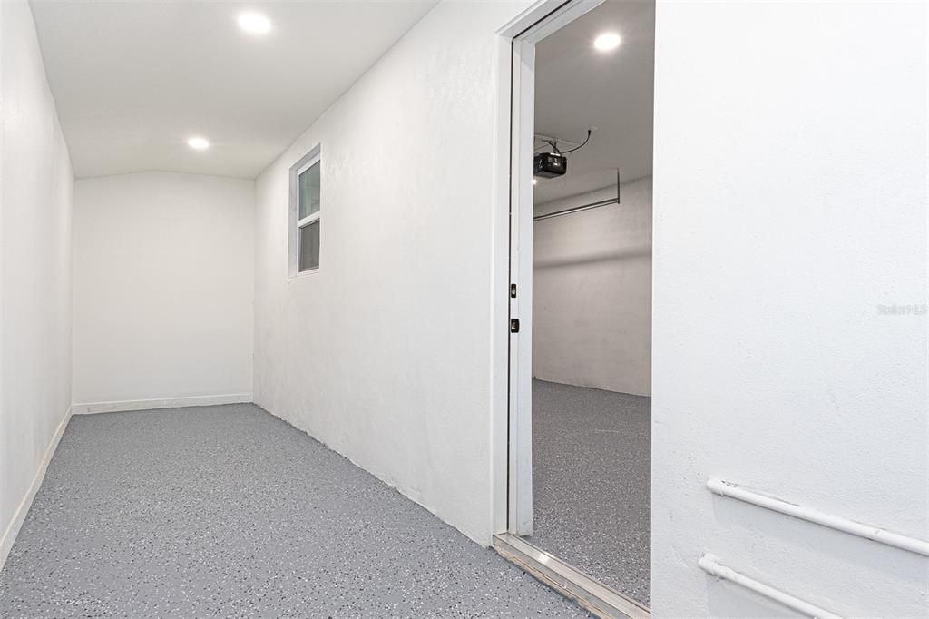 Active With Contract: $449,900 (3 beds, 2 baths, 1944 Square Feet)