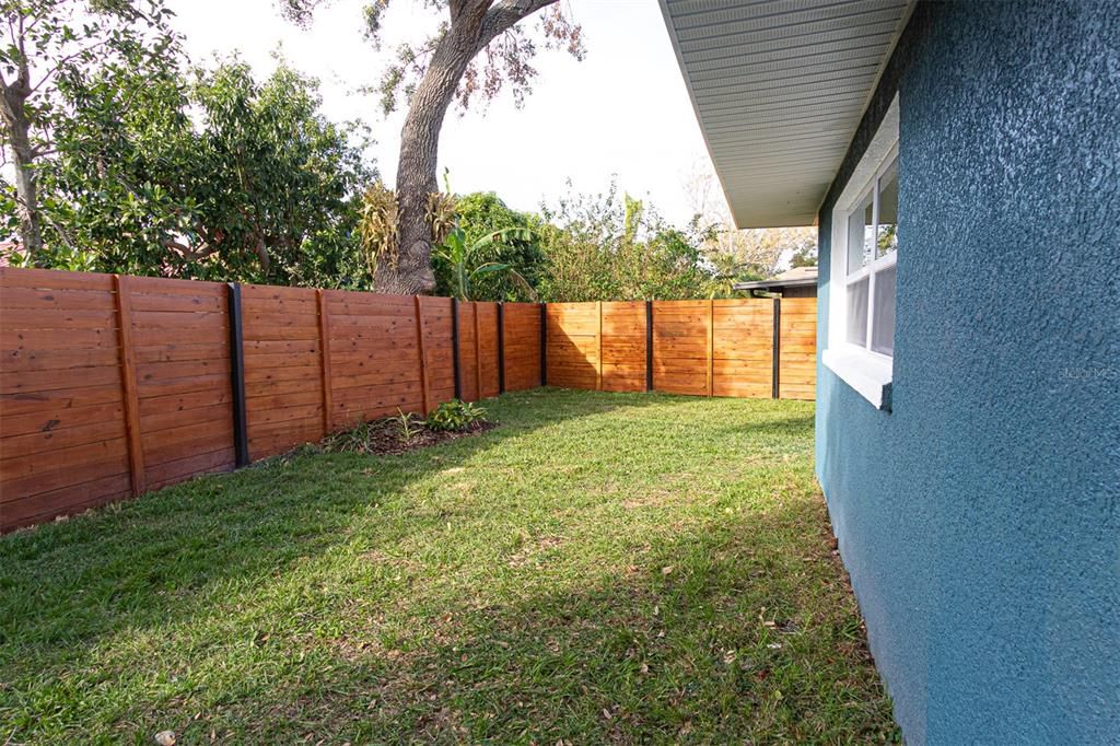 Active With Contract: $449,900 (3 beds, 2 baths, 1944 Square Feet)