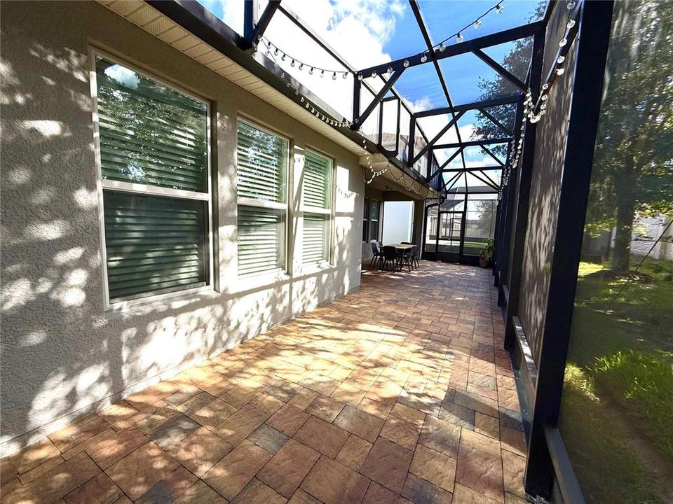 Activo con contrato: $635,000 (4 camas, 3 baños, 2224 Pies cuadrados)