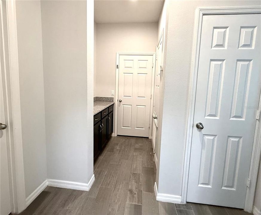 Activo con contrato: $635,000 (4 camas, 3 baños, 2224 Pies cuadrados)