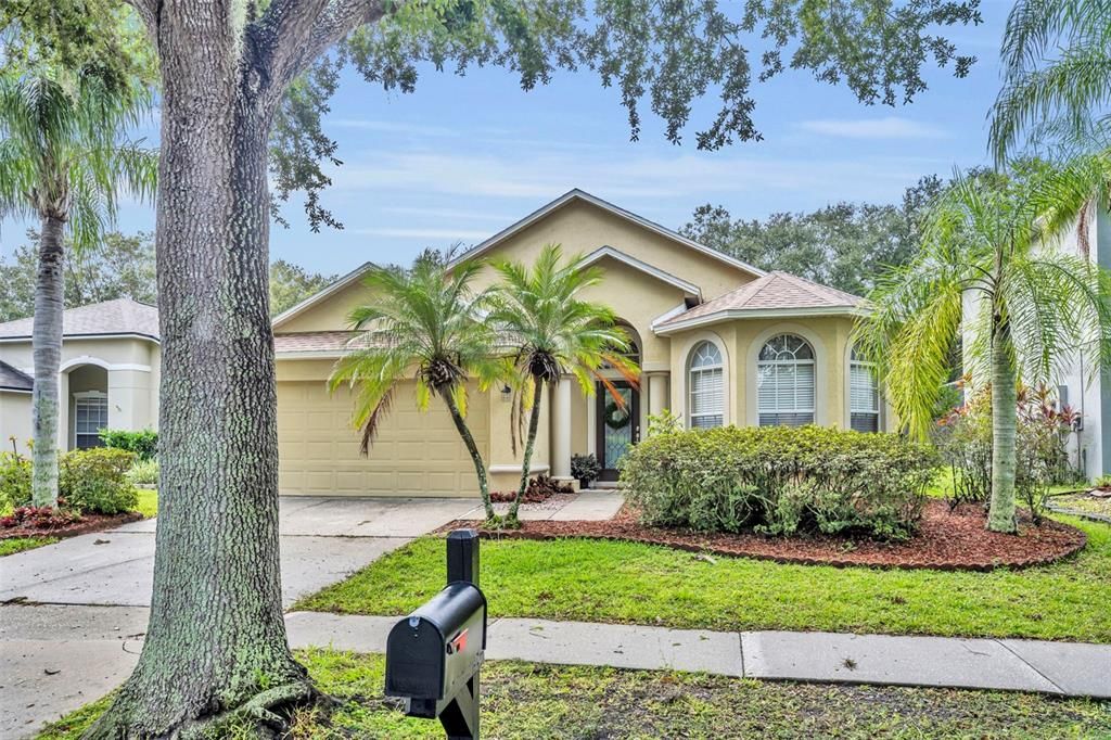 合同活跃: $465,000 (4 贝兹, 2 浴室, 1847 平方英尺)