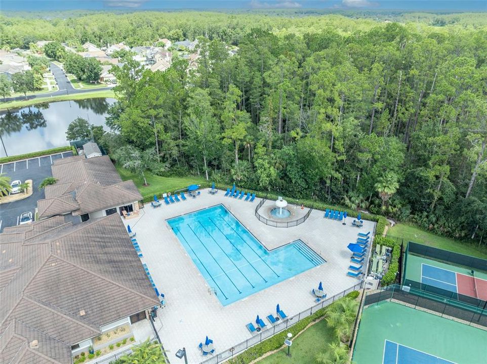 合同活跃: $465,000 (4 贝兹, 2 浴室, 1847 平方英尺)