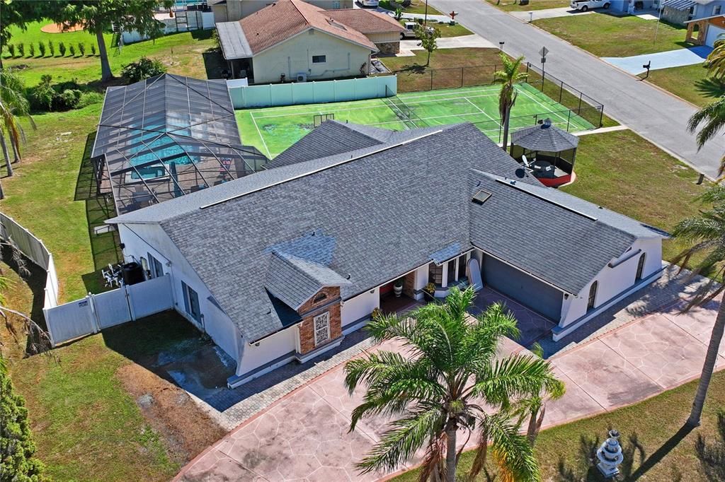 Под контрактом: $415,000 (3 спален, 3 ванн, 2052 Квадратных фут)